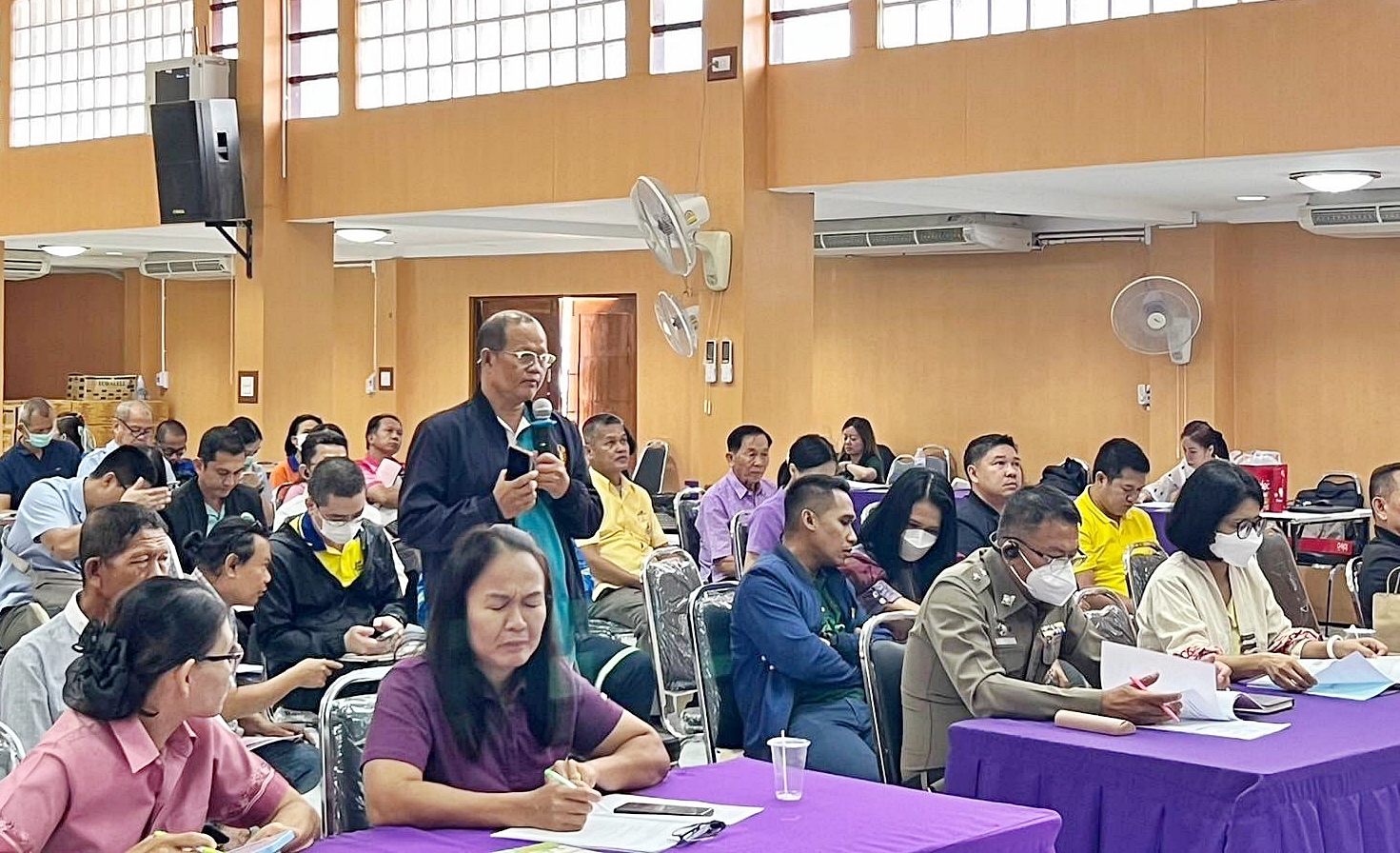 ารประชุมชี้แจงเพื่อสร้างความรู้ความเข้าใจต่อกฎกระทรวงกำหนดให้พื้นที่ตำบลพระธาตุผาแดง ตำบลแม่ตาว และตำบลแม่กุ อำเภอแม่สอด จังหวัดตาก