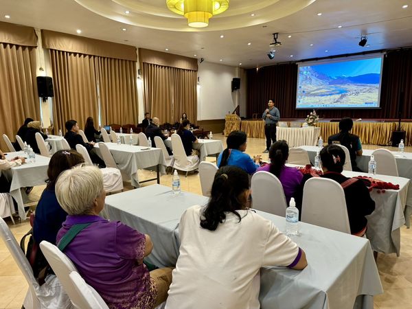 กิจกรรมเพื่อถ่ายทอดองค์ความรู้และประสบการณ์การเชื่อมโยงความเชี่ยวชาญจาก GURU/ผู้เชี่ยวชาญ/ปราชญ์ เพื่อสนับสนุนการส่งเสริม SME จังหวัดตาก 