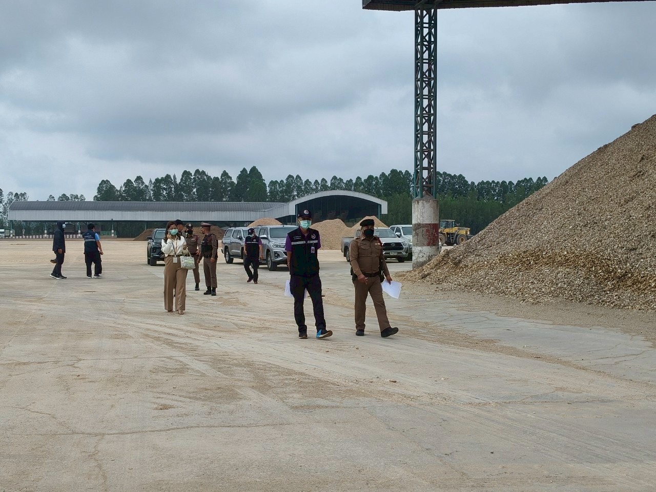 การตรวจสอบปริมาณการเก็บสต็อกและมูลค่ามันสำปะหลัง ตามโครงการชดเชยดอกเบี้ยในการเก็บสต็อกมันสำปะหลัง ปีการผลิต 2567/68 จังหวัดตาก