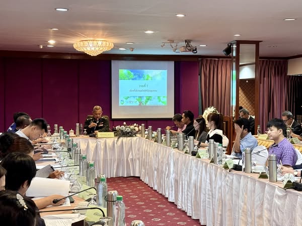 การประชุมคณะกรรมอำนวยการด้านการเปลี่ยนแปลงสภาพภูมิอากาศระดับจังหวัด จังหวัดตาก ครั้งที่ 2/2568 ภายใต้โครงการพัฒนาแนวทางลดก๊าชเรือนกระจกระดับจังหวัด เพื่อมุ่งสู่การปล่อยก๊าซเรือนกระจกสุทธิเป็นศูนย์ (Net Zero GHG Emissions)